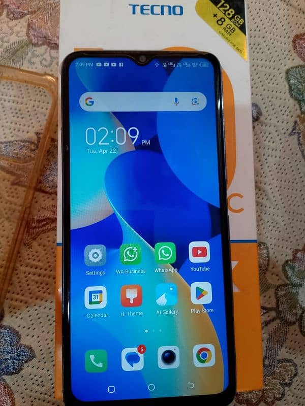 spark 10c  128+8+4 2