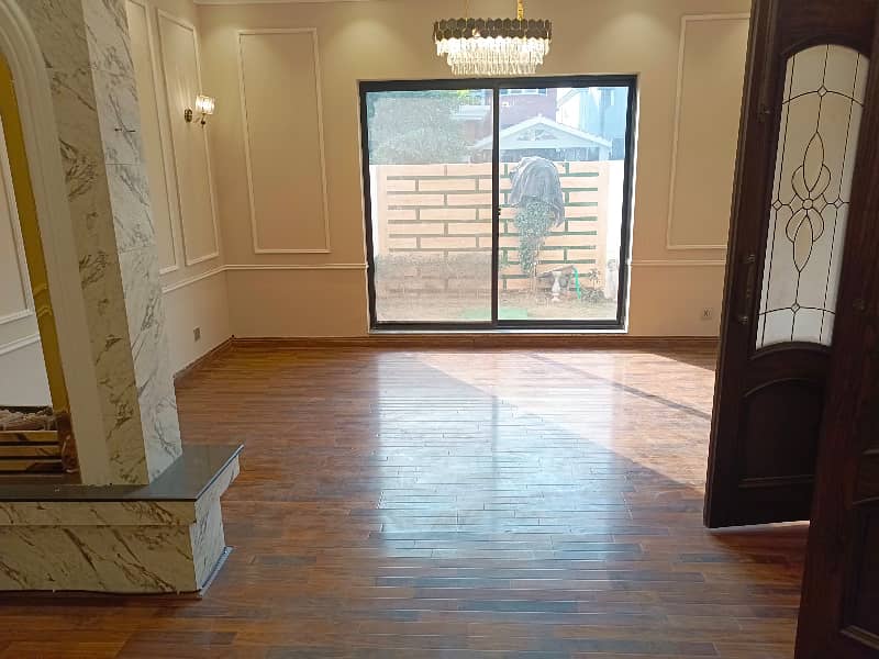 10 Marla Luxury Full House For Rent In DHA Phase 1,Block J. 7