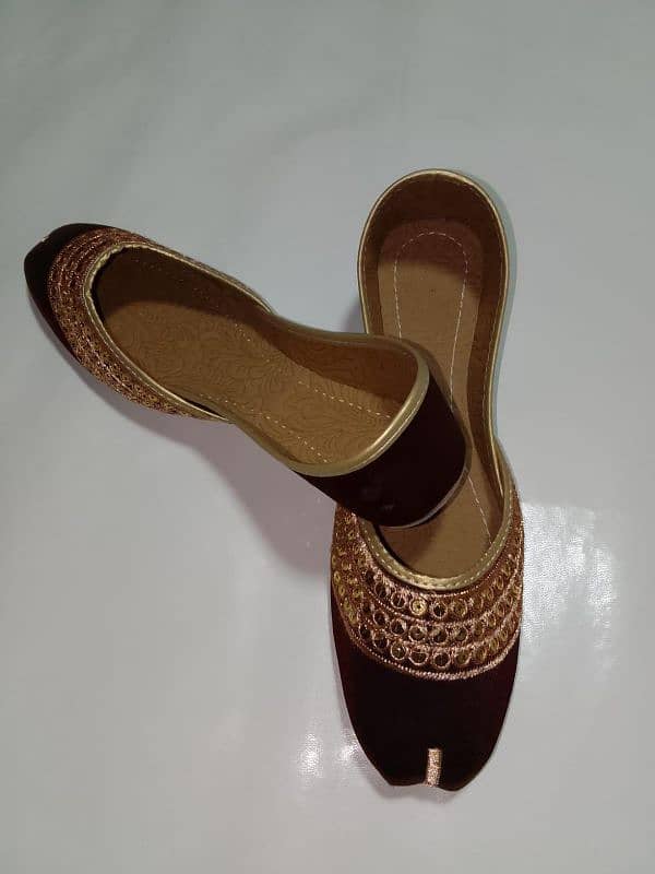Fancy women Embroidered Fabric khussa 1 pair 3