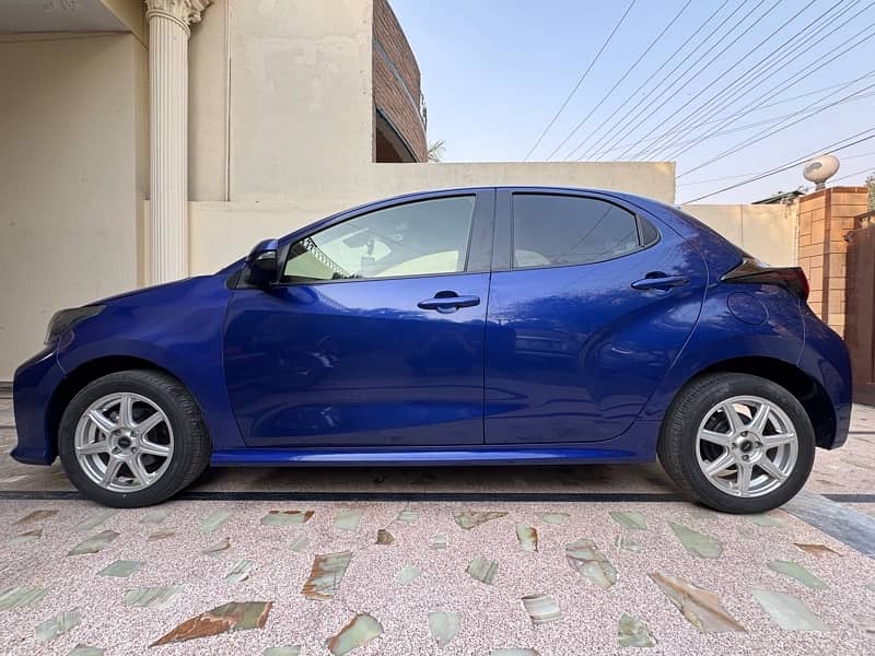 Toyota Yaris 2022 6