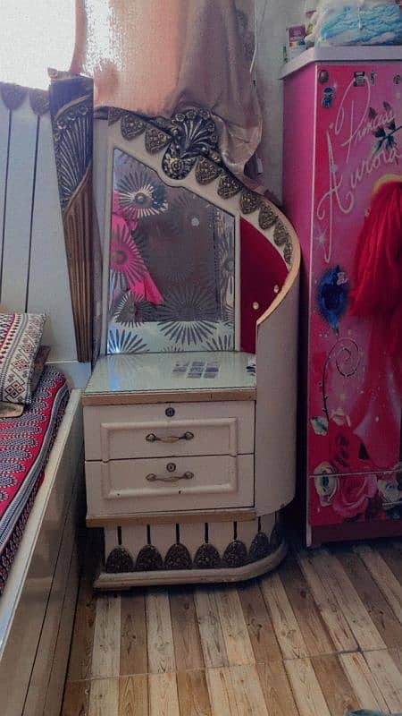 furniture Almari compelete 2