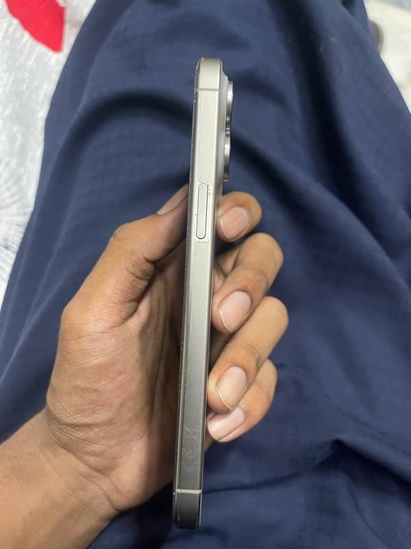 pta approved phy+e,256 gb,10/10 not a single scrach, 93 health 350cycl 2