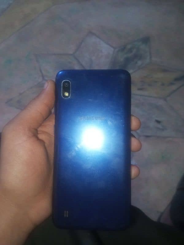 Samsung Galaxy A10 ( only phone) 0