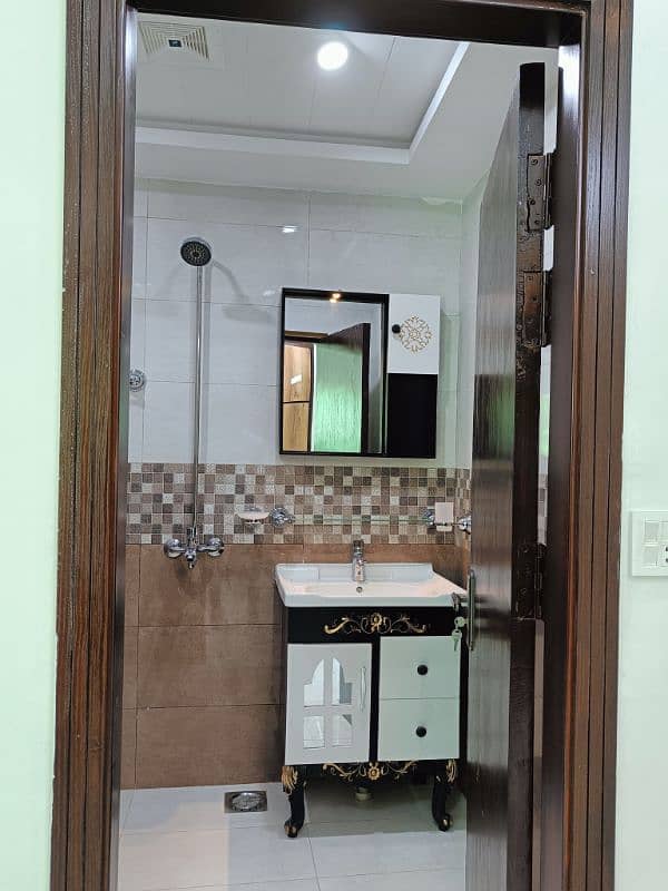 2 Bed Fresh-Renovated D-type apartment PHA in G-11/4 5