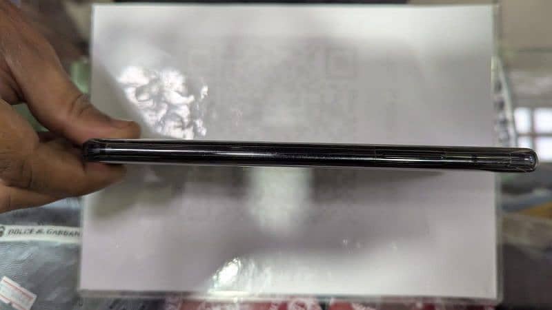 one plus 7 pro 8Gb Ram 256 storge 2