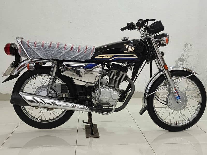 HONDA CG125 SELF START MODEL 2024 3