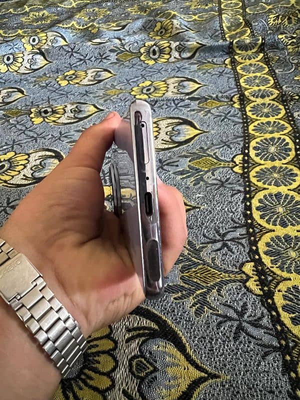 Tecno camon 30S urgent for sale my WhatsApp number 03007138062. . . 5