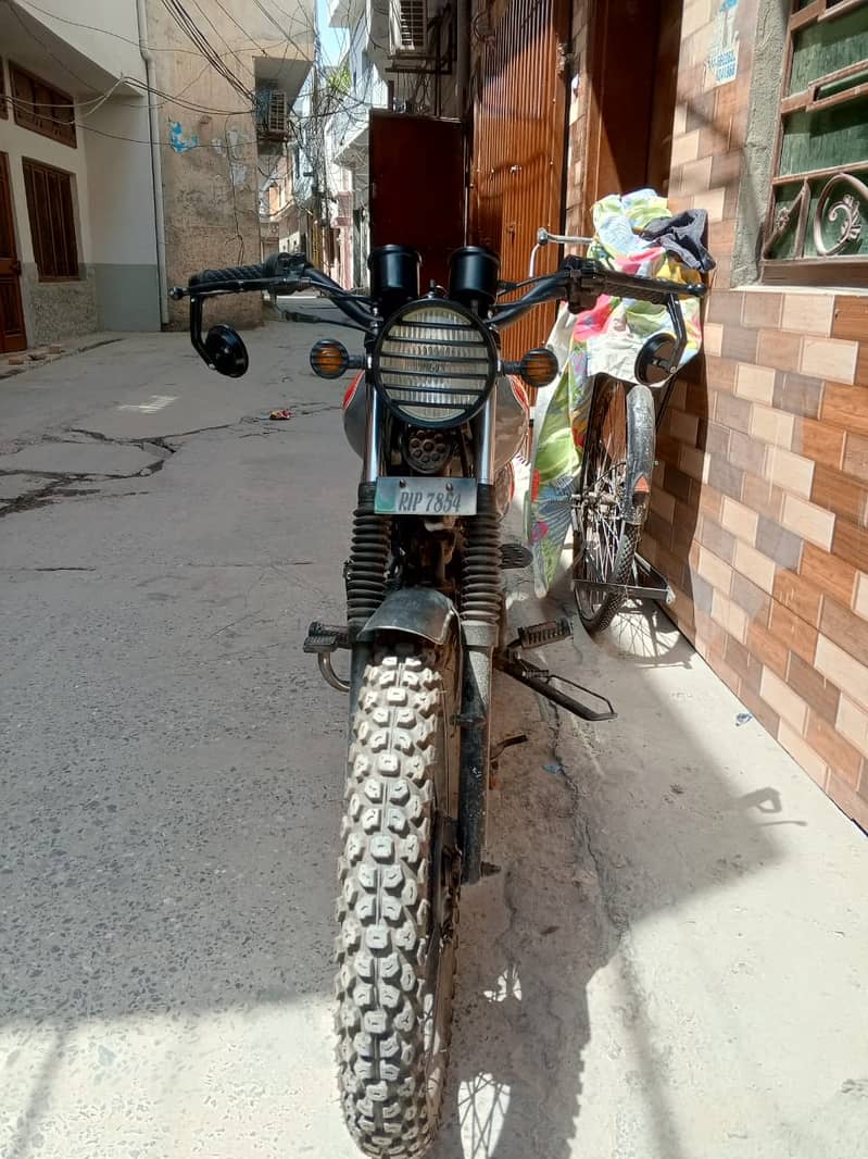 Hi speed Cafe racer 8