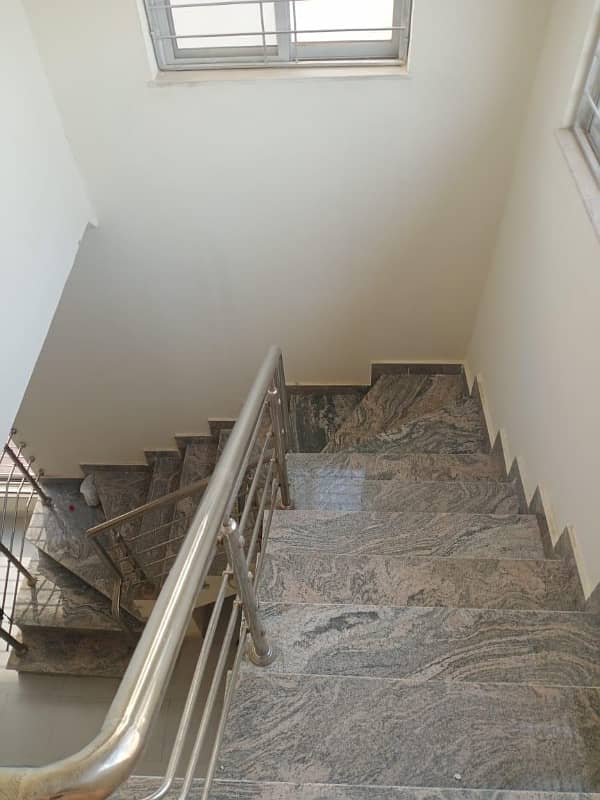 READY TO MOVE 235sq yd 3Bed DDL Villas FOR SALE at Precinct-27 Close to Jinnah Avenue and London Bridge 11