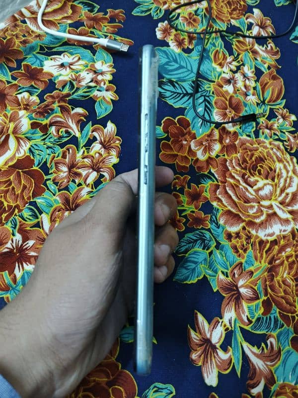 Infinix Hot 10 Play | 4/64 | PTA Approved | 10/8 2