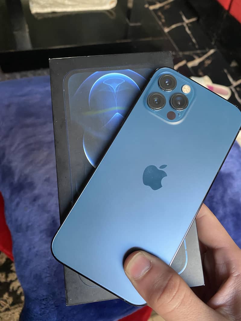 Iphone 12 pro max 1