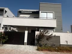 250sq yd 4 & 5 Bedrooms Luxury Villa FOR SALE. Adjacent to Jinnah Avenue, Easy access to Entrance facing GRAND MOSQUE. All facilities nearby and utilities present.