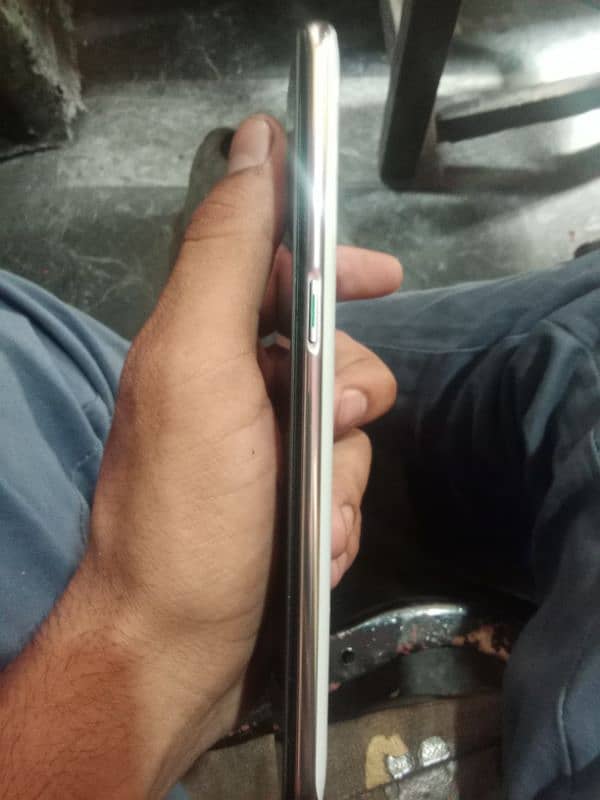 oppo Reno z 10by 10 condition 8 gb ram 256 gb storage all okay pta app 3