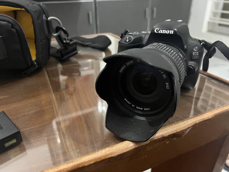 Canon dslr EOS200D 4