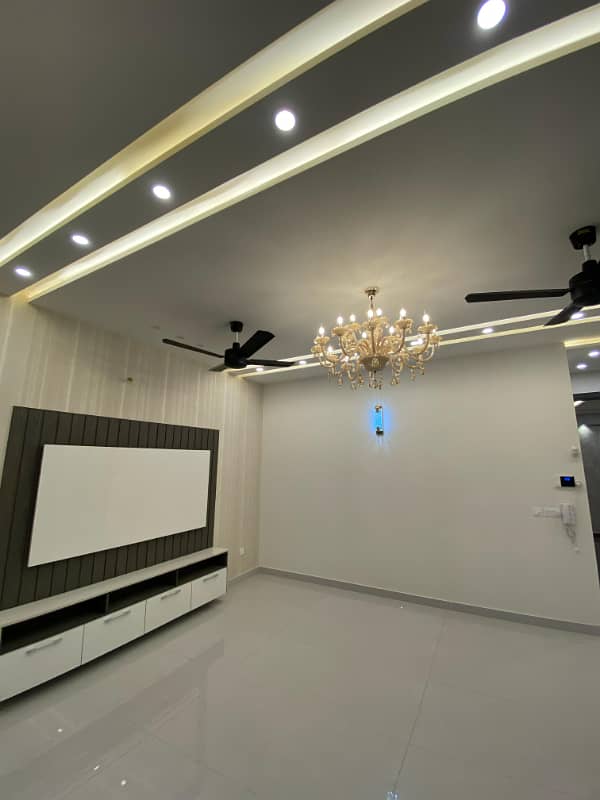 10.45 Marla Beautiful House Bahria Town, Lahore 14