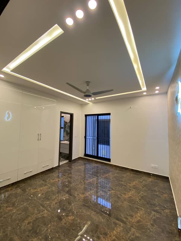 10.45 Marla Beautiful House Bahria Town, Lahore 23