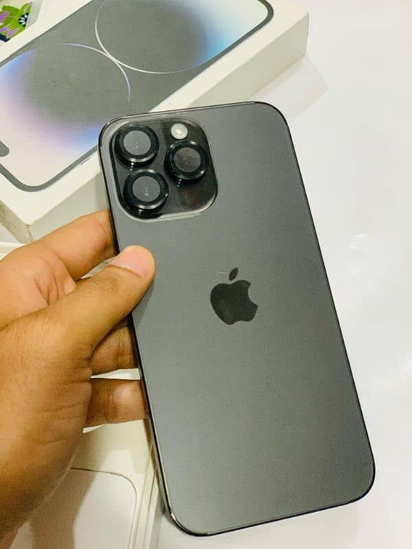 IPHONE 14 PRO MAX JV ALMOST BRAND NEW 7