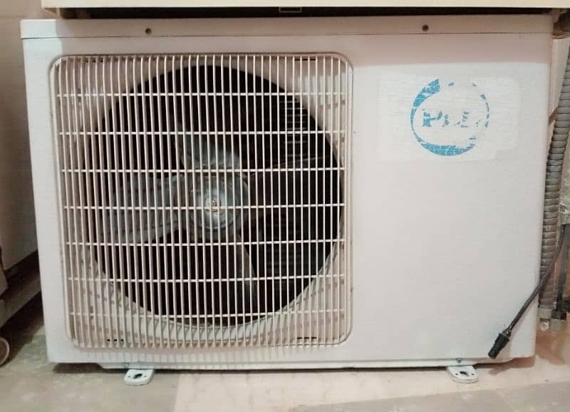1.5 ton pel non inverter Split Ac for sell 1