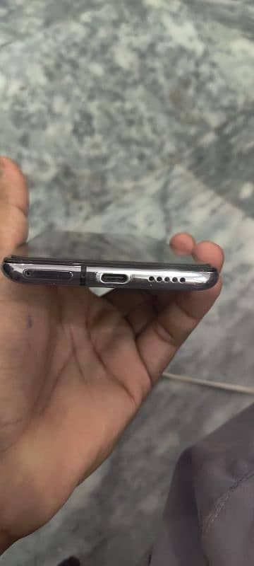 one plus 7T 8Gb Ram 128 Gab memory 4
