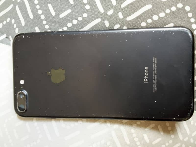 urgent sell iphone 7plus non pta 1