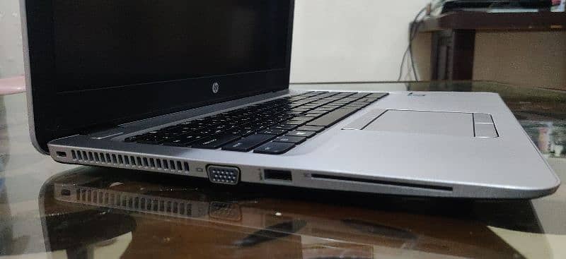 HP Elitebook i7 6th Generation - Model 850 G3 in mint condition 4