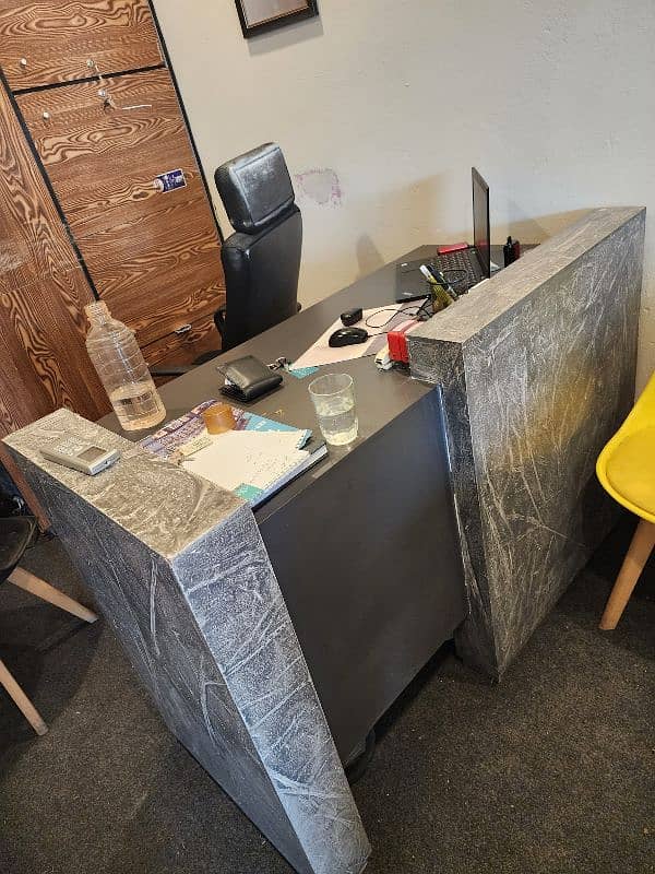 office table 0