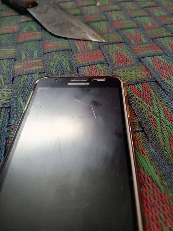 samsung j7 prime 3/32 memory 0