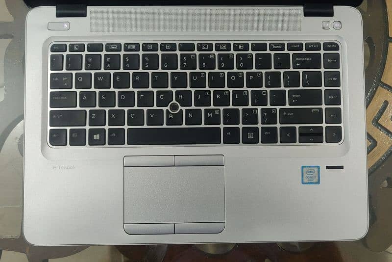 Hp Elitebook i7 6th Generation - Model 840 G3 all ok 1