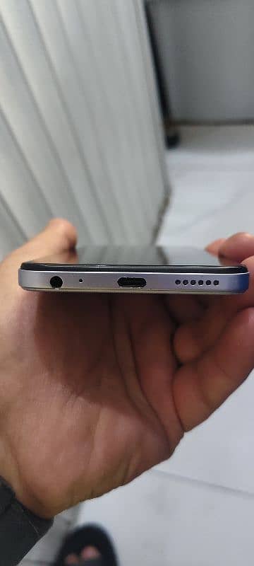 Tecno spark Go  used phone Mobile with chrger 4
