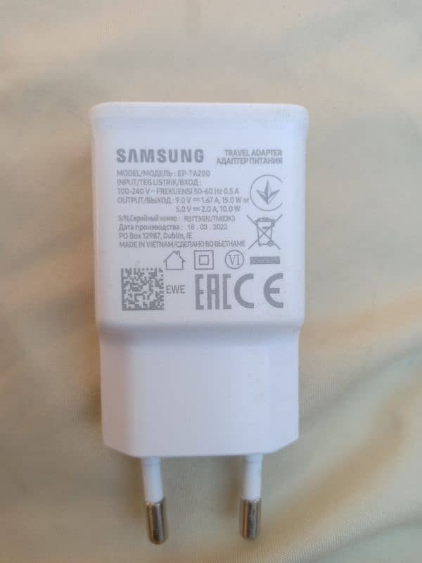 Samsung A52a51 a72 viv infinix Huawei iPhone original box wale charger 0