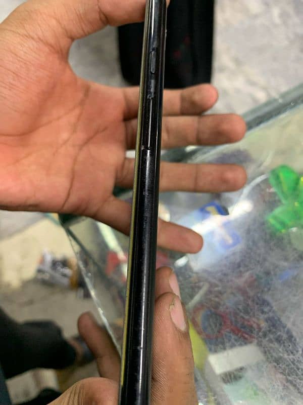 Google pixel 3xl water packblack colour 1