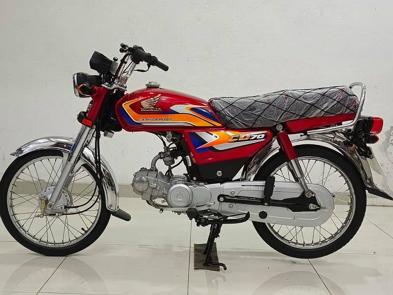 Honda CD 70 2024/25 Model 3