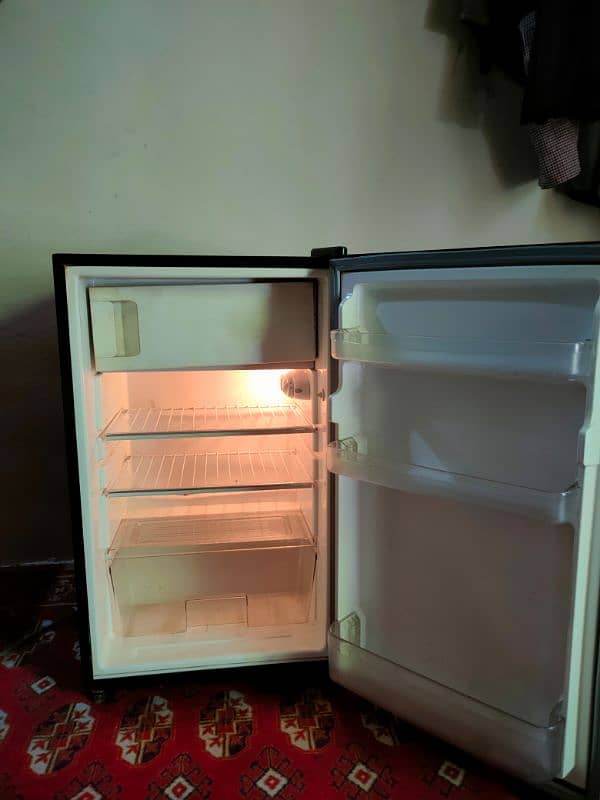 Dawlance refrigerator for sale 5
