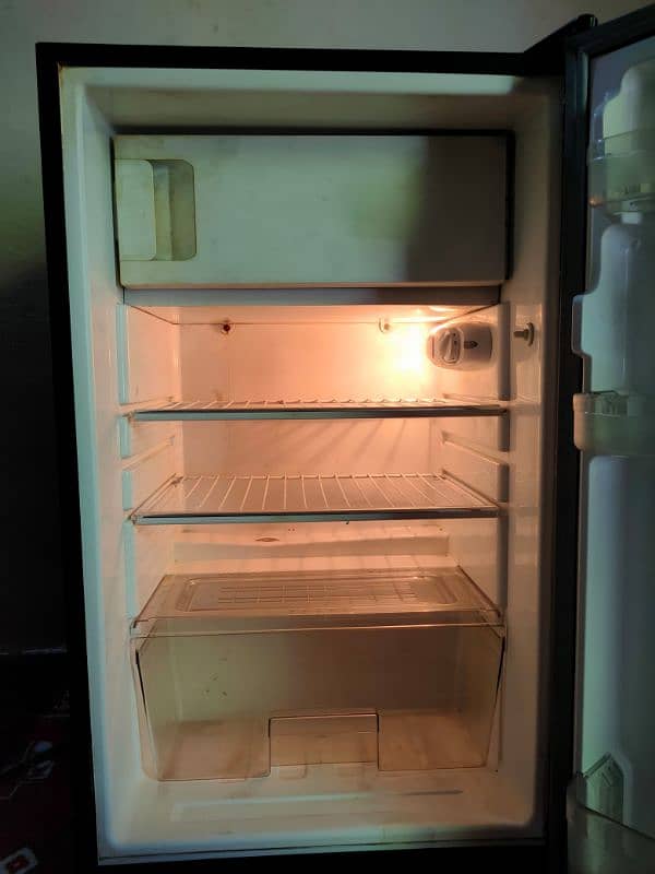 Dawlance refrigerator for sale 6