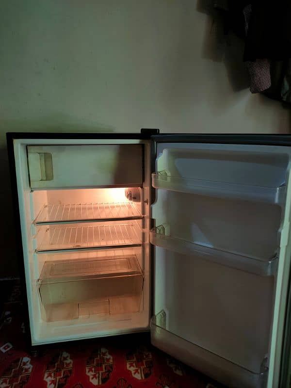 Dawlance refrigerator for sale 8