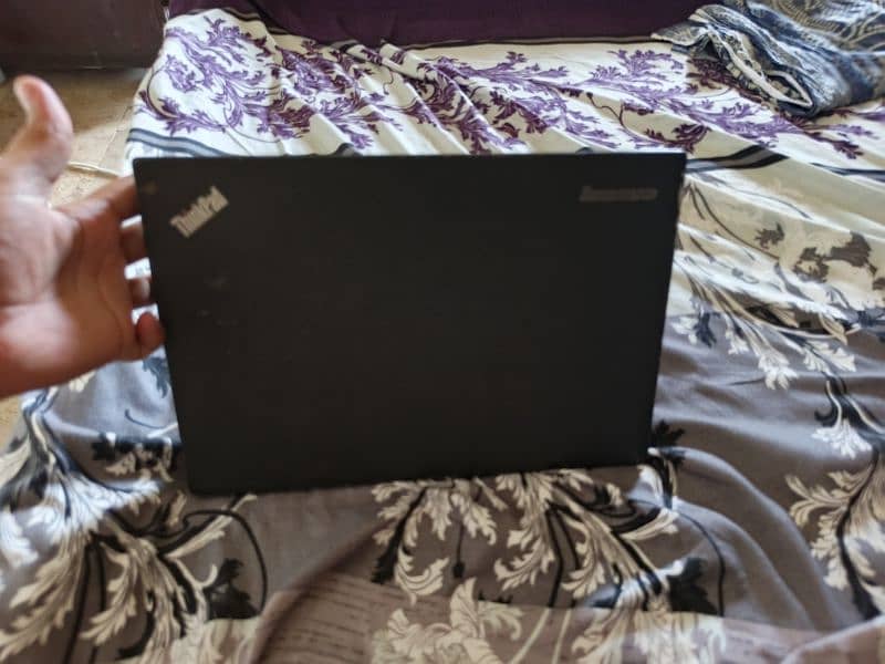 Lenovo ThinkPad X240 | Core i5 4th Gen – Touchscreen, Backlit Keyboard 4