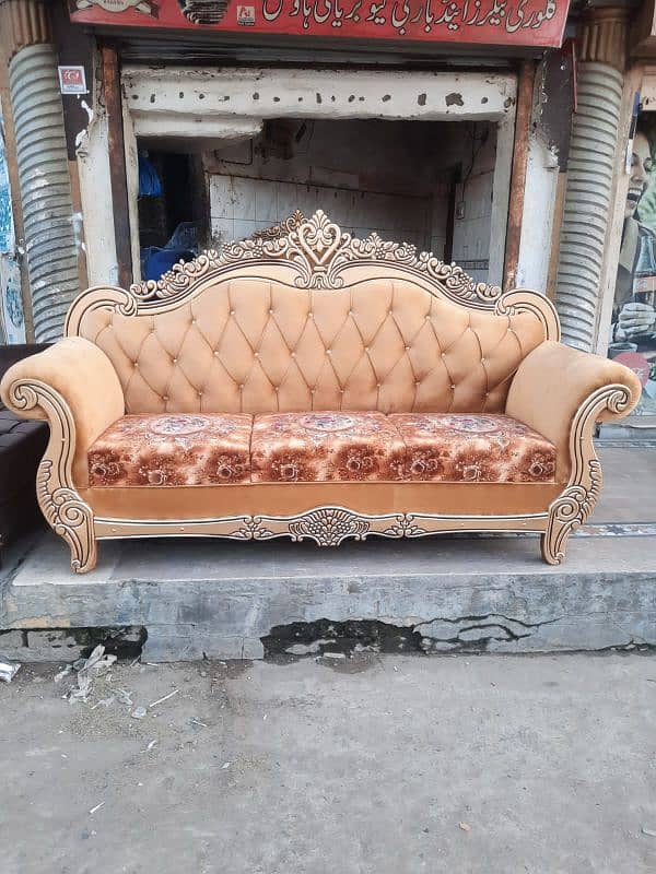 sofa set brand new whol sel rait par available hei. 9