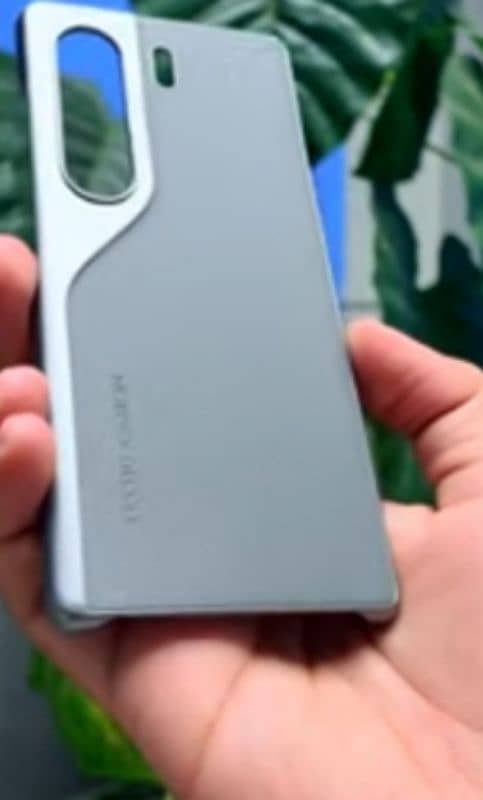 tacno camon 40 pro 3