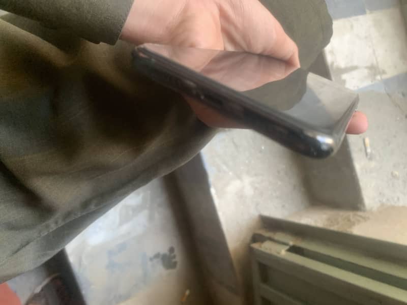 Iphone 11 pro max non pta 1