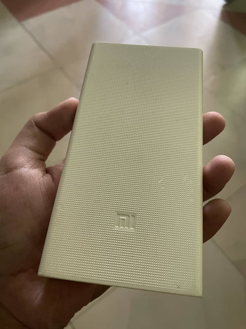 Xiamoi mi redmi power bank 4