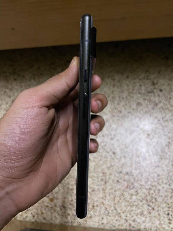 Google Pixel 6 in good condition 3