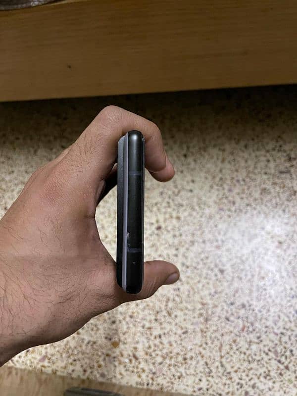 Google Pixel 6 in good condition 4