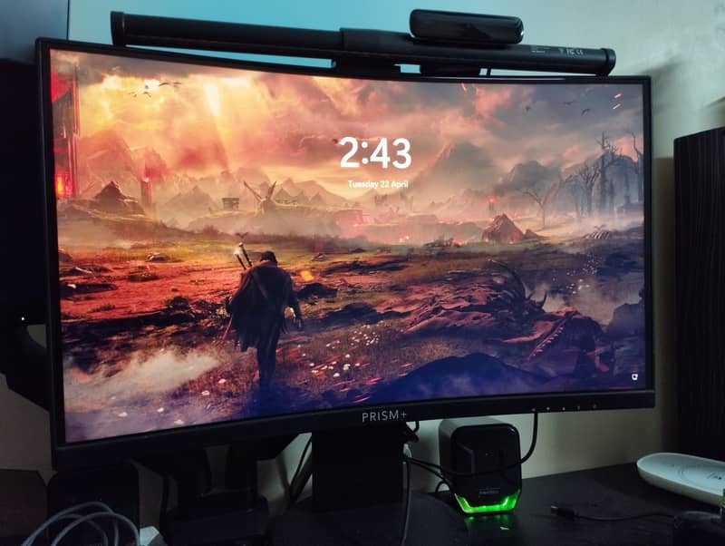 Prism curve monitor 144hz X240B 0