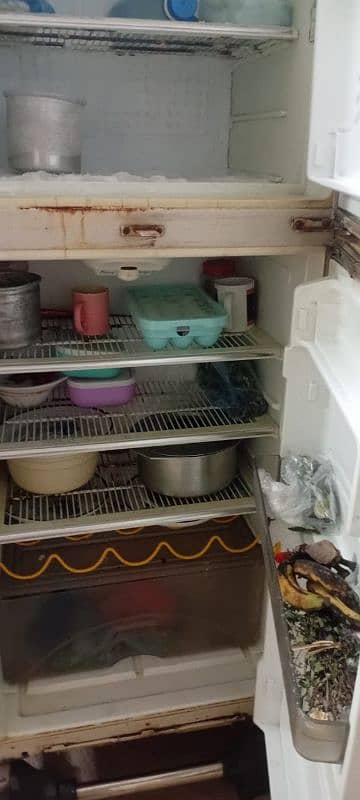 Dawlance Fridge for sale in used Condition 3