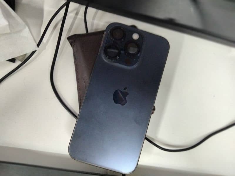 iphone 15 pro jv 1