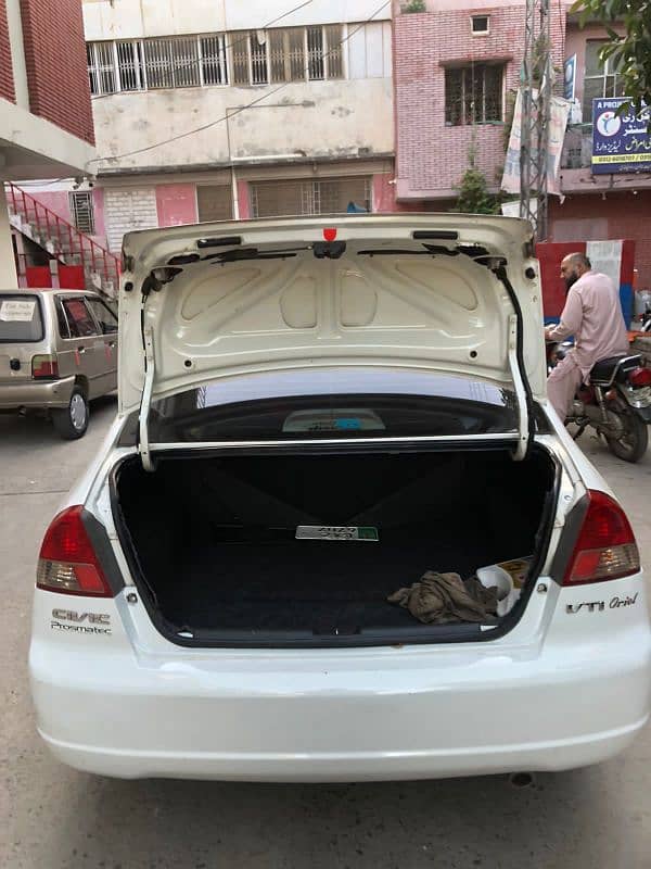 Honda Civic VTi Oriel Prosmatec 2001 3