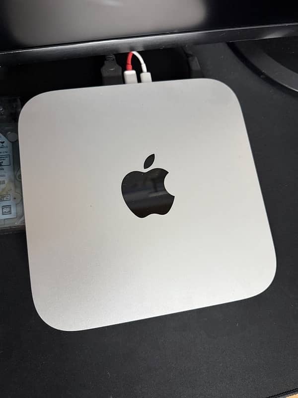 Mac Mini M2 1