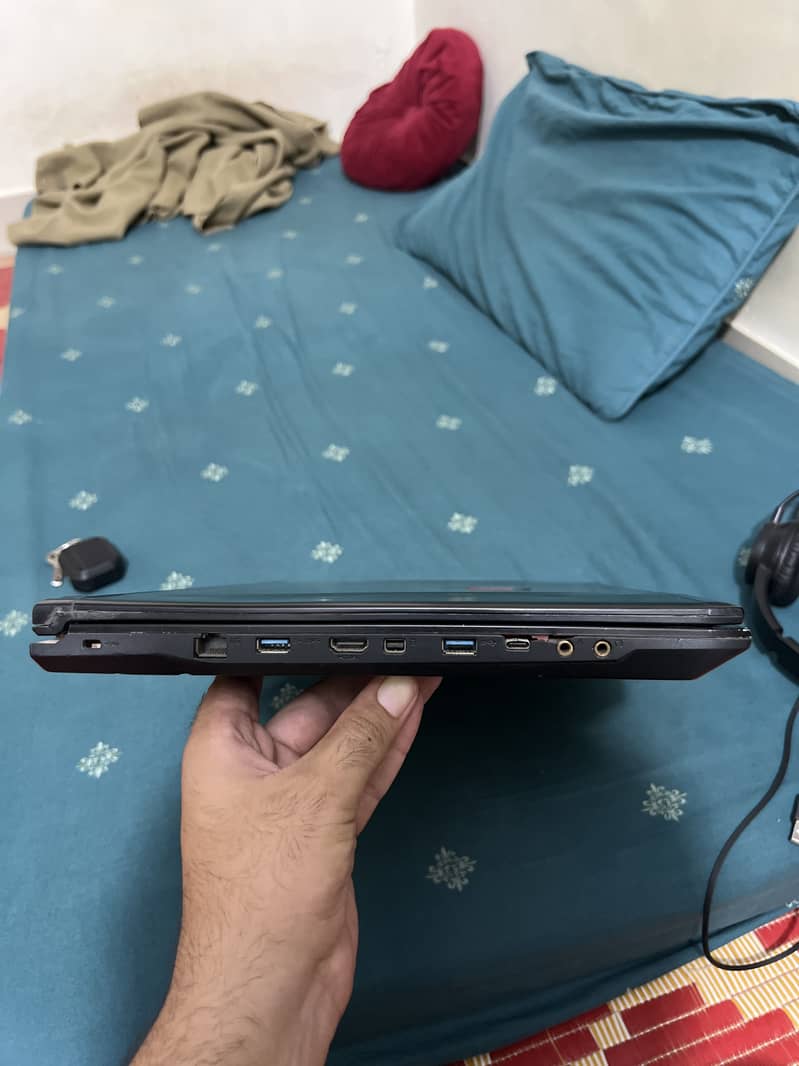 MSI Gaming Laptop – Intel Core i7, 16GB RAM, NVIDIA GTX 960M 11