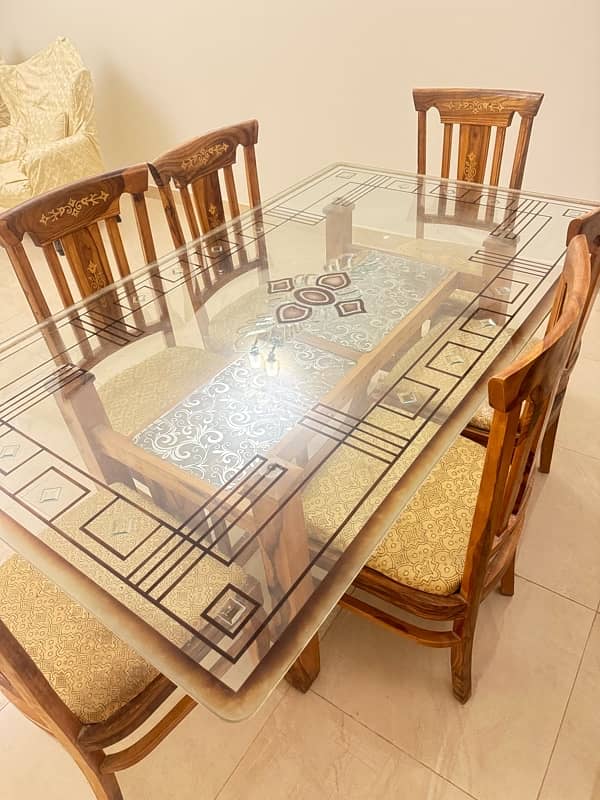 dining table with chairs 0