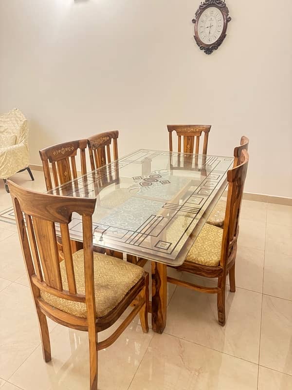 dining table with chairs 3